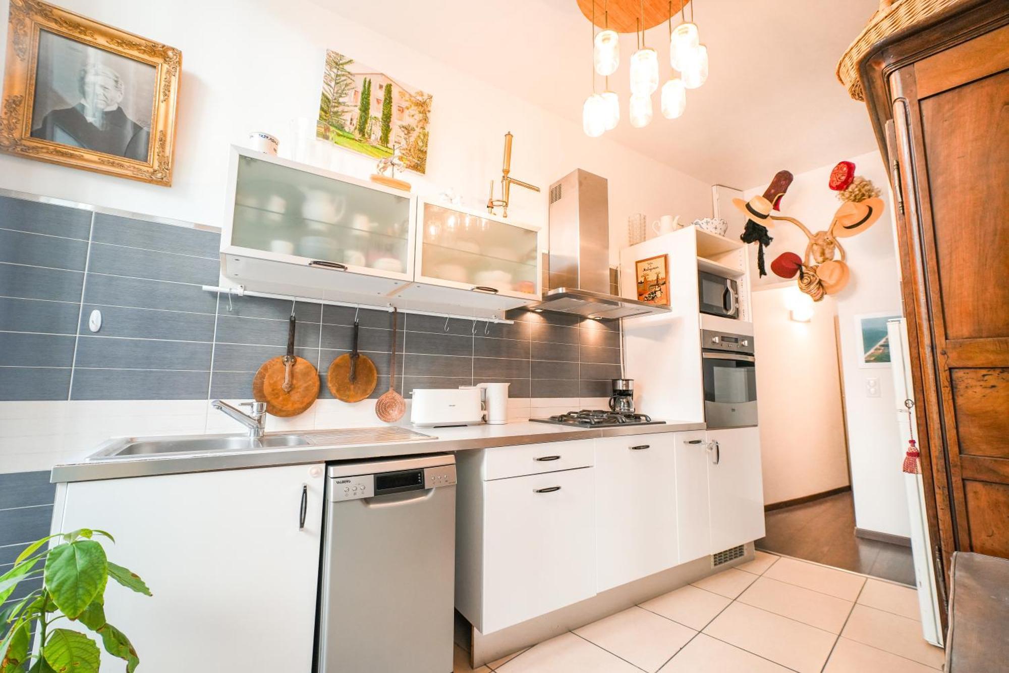 Le Boudoir, Spacieux T2, Centre Historique Apartment Montpellier Luaran gambar